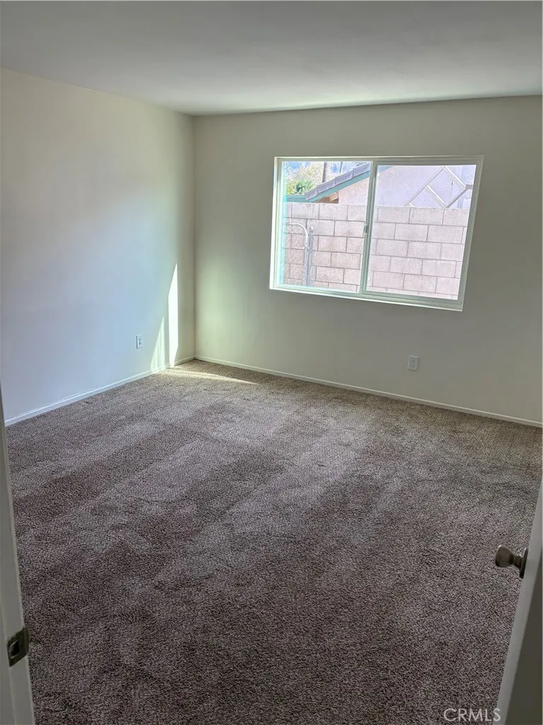 23320 Sonnet, Moreno Valley, California 92557 home-pic-12